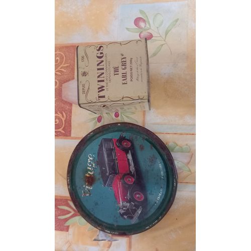 1 Tres Ancien Couvercle Mercedes Benz + 1 Boite Twinings En Fer/ Collection