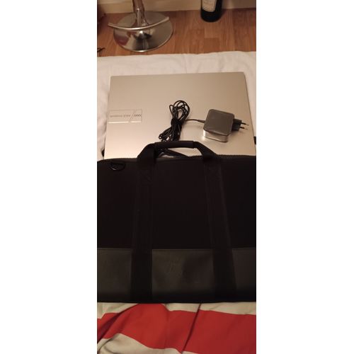 Asus Vivobook 16 - 16" Intel Core i7 - Ram 24 Go - DD 1 To