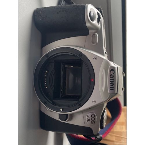 Canon eos 300