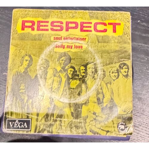 45t Vinyle 7' Respect / Soul Entertainer / Sally My Love