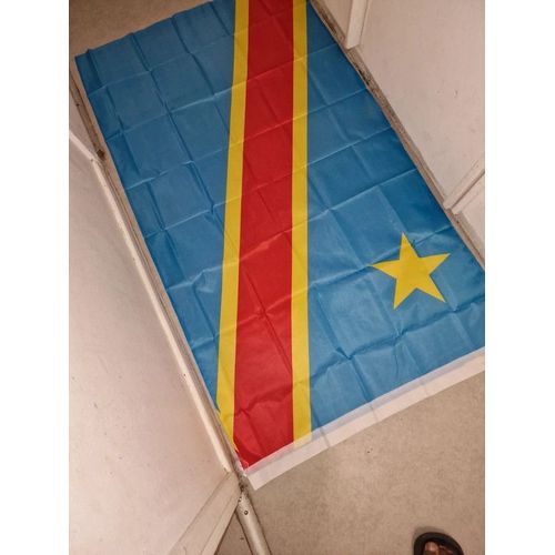 Drapeau de RDC neuf