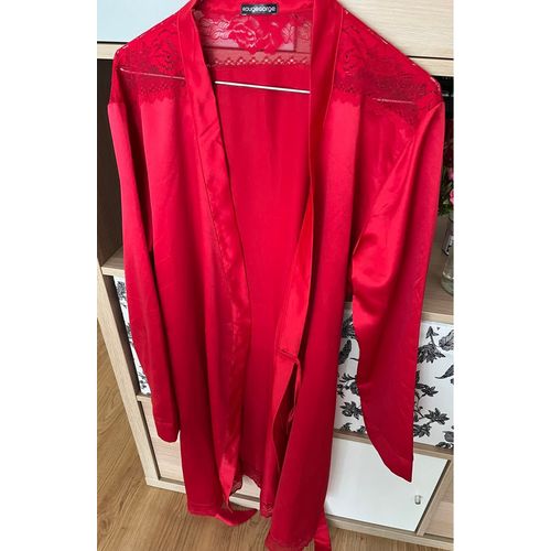 Peignoir Kimono Rouge Avec Dentelle Sur Épaules Taille 42/44 Marque Rougegorge