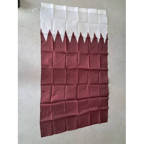 Drapeau de Qatar neuf
