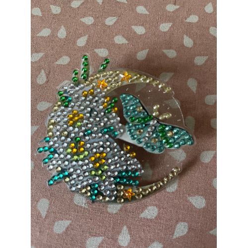 Broche Lune Papillon 7 X 6,2 Cm