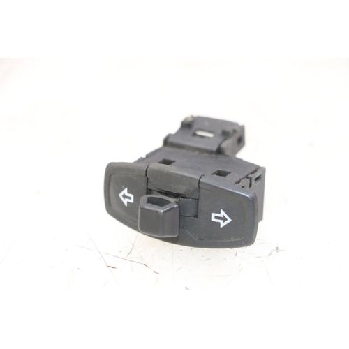 Commodo Clignotant Peugeot Belville 125 2017 - 2021 / 211011