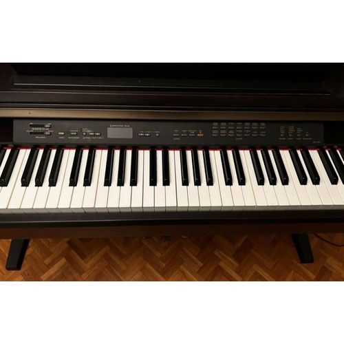 Vend Piano Yamaha Clavinova En Très Bon État