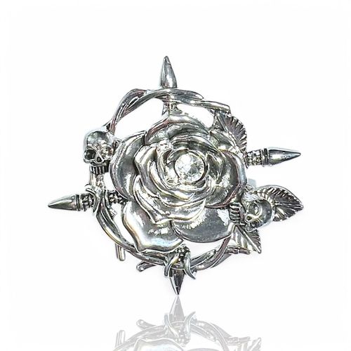 Broche Goth Argentée Rose À Strass Et Têtes De Squelette, Pics Et Barbelés