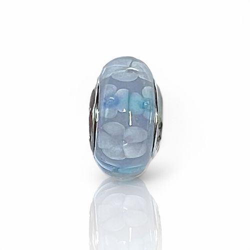 Charm Perle De Verre Façon Murano Argent S925 Motifs Floraux Blancs Et Bleus Su Fond Violet