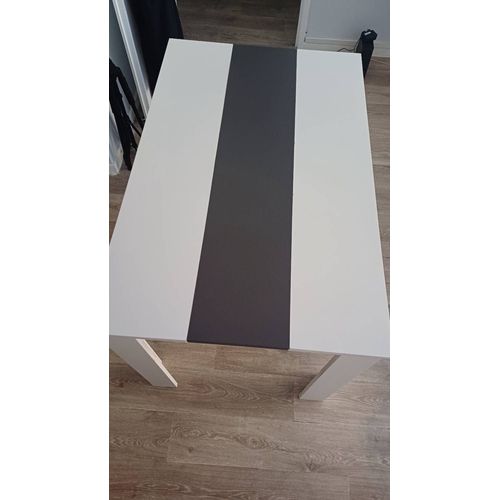 Table À Manger