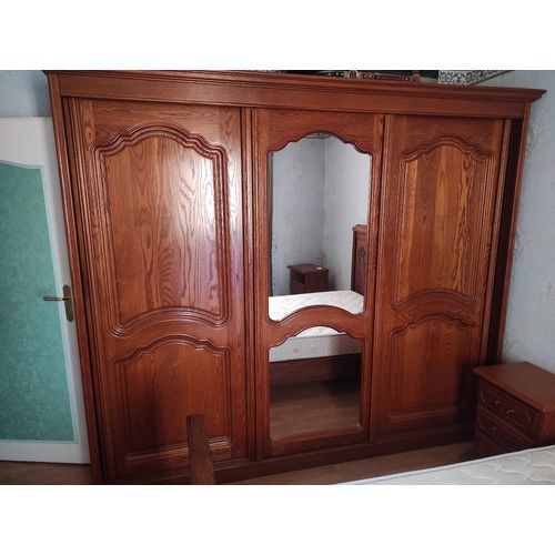 Armoire