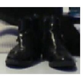 Bottine Noire En Cuire Taille 37 Au Prix De 12 Euros