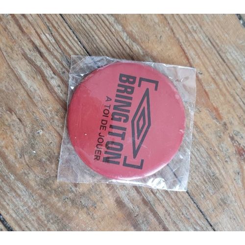 Bagde Broche Rouge Umbro
