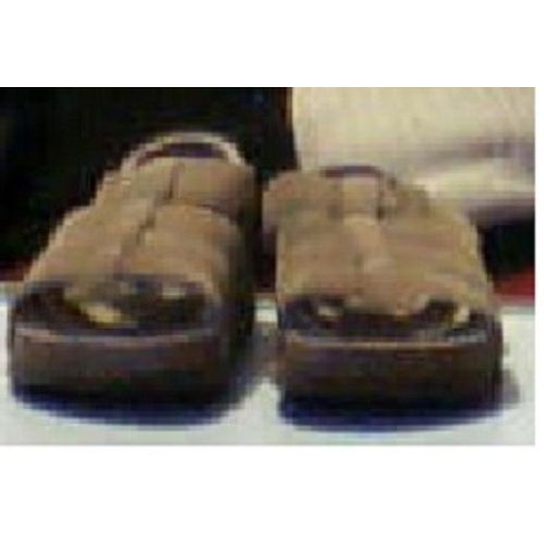 Vêtement Enfant Chaussure Sandalette Saxo Taille 26 Au Prix De 8 Euros