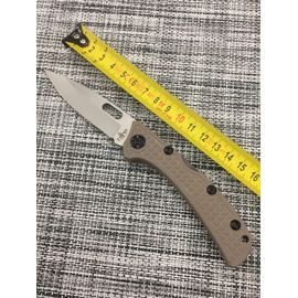 Couteau Avec Verrouillage Par Système À Pompe 