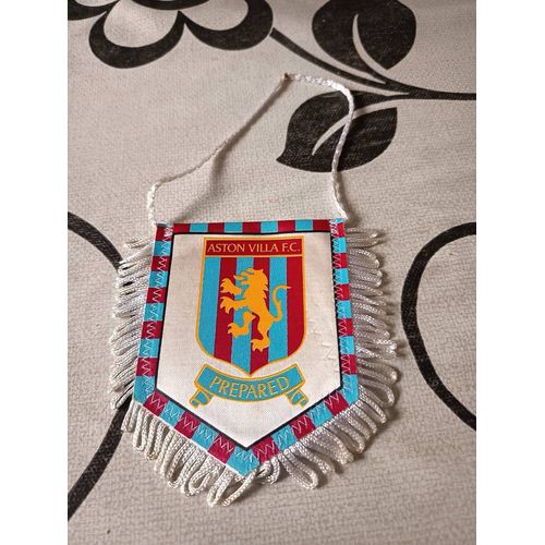 Fanion Aston Villa