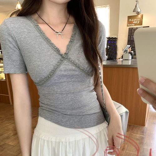 T-Shirt À Manches Courtes Et Col En V Pour Femme, Doux Et Épicé, Avec Bordure En Bois Et Dentelle, Avec Un Tempérament Unique Et Un Haut Court De Niche, En Été