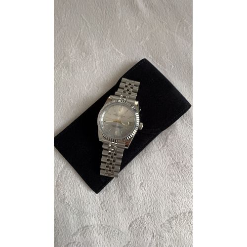 Seiko Datejust Cadran Gris Avec Un Du Dore Sur Les Date 36mm Le Boiter Avec Un Mouvement Automatique Nh35 Jamais Porter