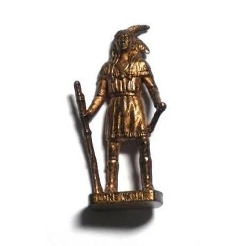 Figurine Kinder Métal - R. Made In Italy , Années 80, Collection: Les Chefs Indiens Célèbres , Ref 5 : Lone Wolf, Couleur : Cuivre, Référence P 642 Du Catalogue: Spielzeug Aus Dem Ei 2011 -2012