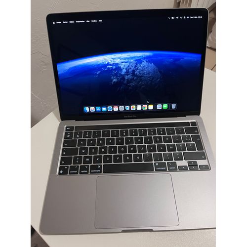 Apple MacBook Pro 2022 - 13" M2 - Ram 8 Go - DD 250 Go