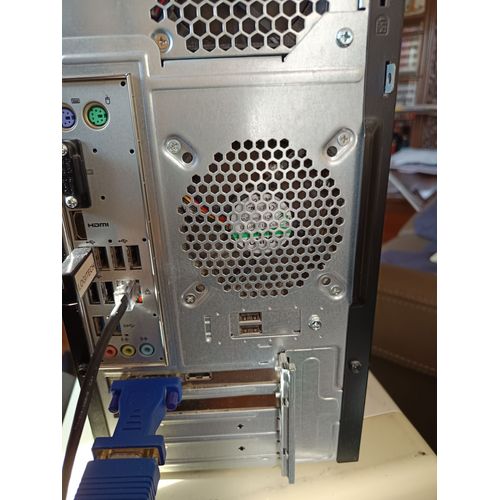 Acer Predator G3610 Intel Core i5 - Ram 5 Go - DD 1000 Go