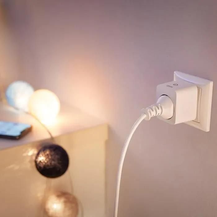 WiZ Prise connect�e intelligente - 5