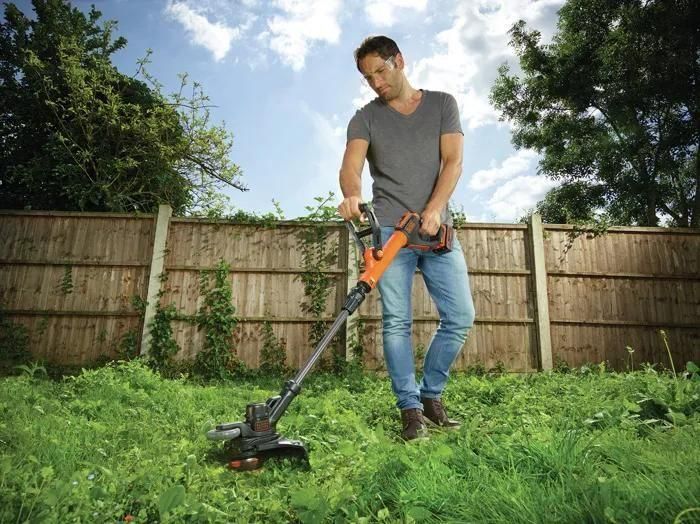Black & Decker Coupe-bordures POWERCOMMAND 18V 4.0Ah 30CM - 3
