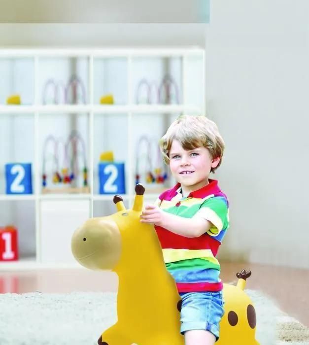 Girafe Sauteuse Gonflable - 2