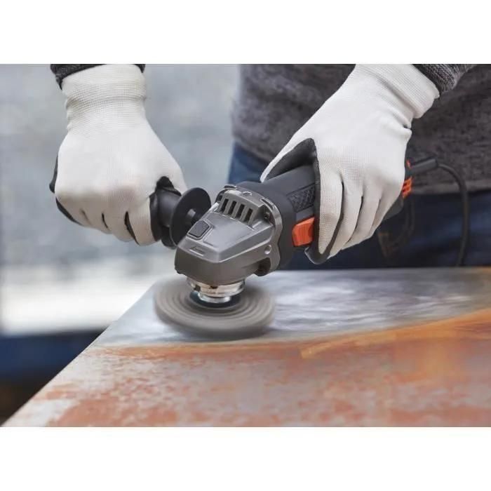 Meuleuse d'angle filaire 900W Black+Decker BEG220K-QS - 4