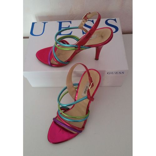 Chaussures Guess - 37