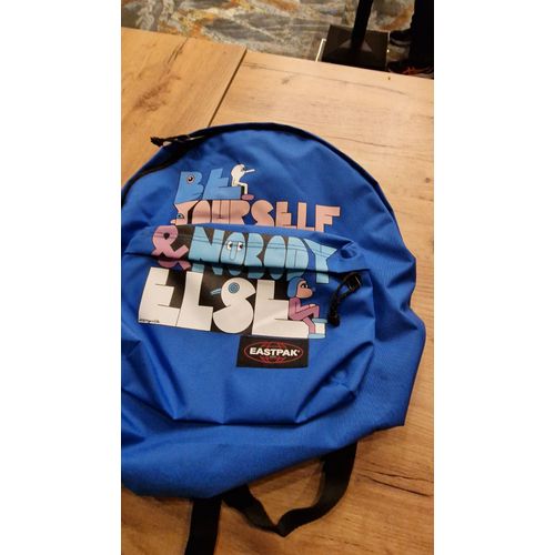 Sac Eastpak bleu – Neuf avec étiquette