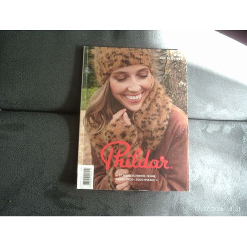 Phildar N° 221 - Automne/Hiver 2022/23 - 27 Modèles Tous Niveaux