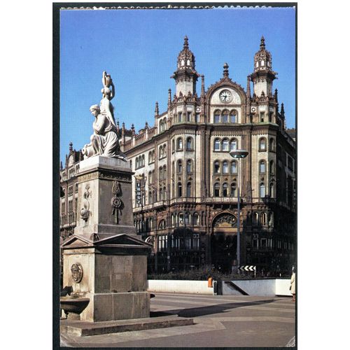 Carte Postale Dudapest, Nereidak Kutja A Felszabadulas Teren