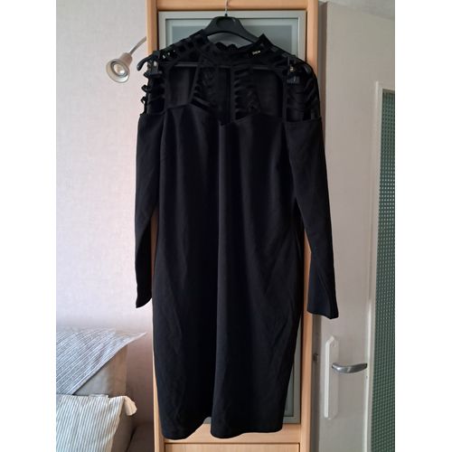 Robe Neuve Taille 46 Découpe Ajourée Devant