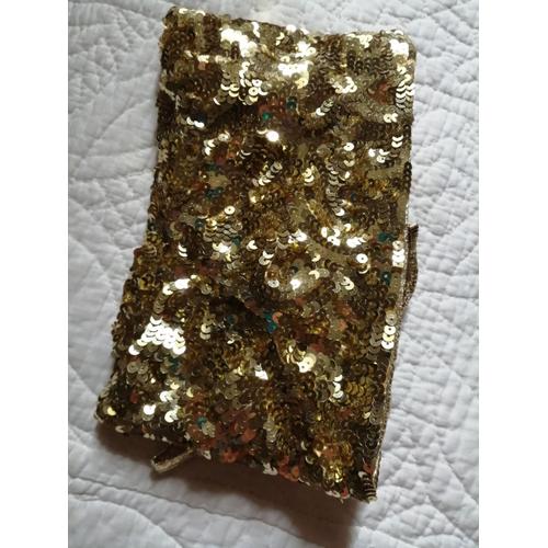 Pochette dorée à paillettes