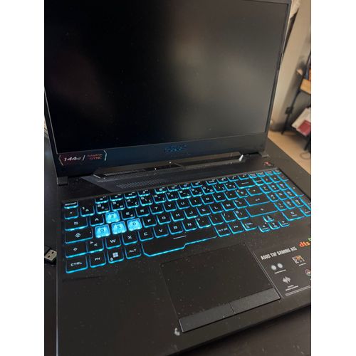 ASUS TUF Gaming A15-TUF506NF-HN007W - 15.6" AMD Ryzen 5 7535HS - 3.3 Ghz - Ram 16 Go - SSD 512 Go - Azerty