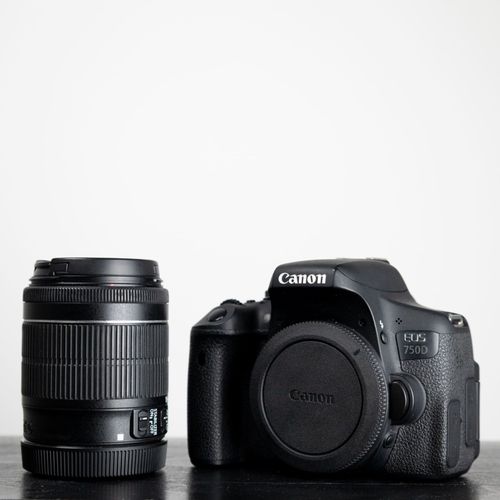 Canon EOS 750D 24.2 mpix + Objectif Canon EF 18-55mm