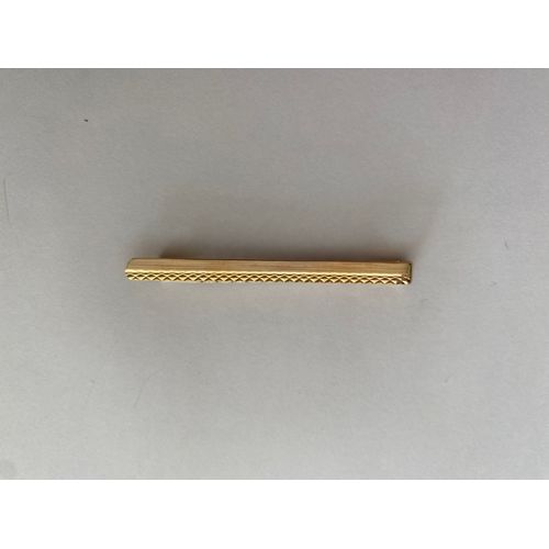 Fixe Cravate Plaqué Or 18 Carats