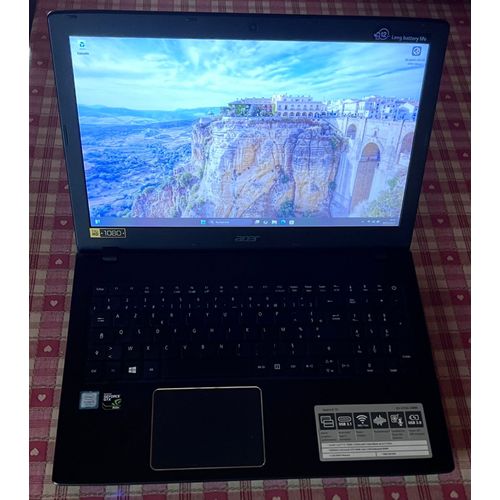 Acer Aspire E 15 E5-575G-50NS - 15.6" Intel Core i5 - Ram 6 Go - SSD 512 Go