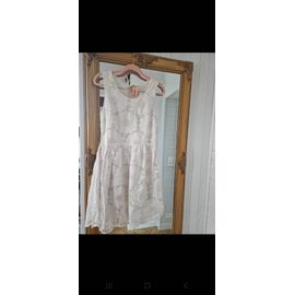 Robe Courte En Dentelle