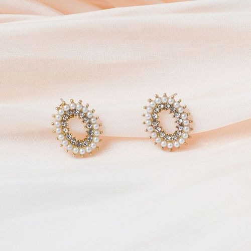 Petites Boucles D'oreilles Promenales En Perles Et Clip Pour Fille, Côté Métal Localité, Doux, À La Mode, Pour Le Nouvel An, Gitfs