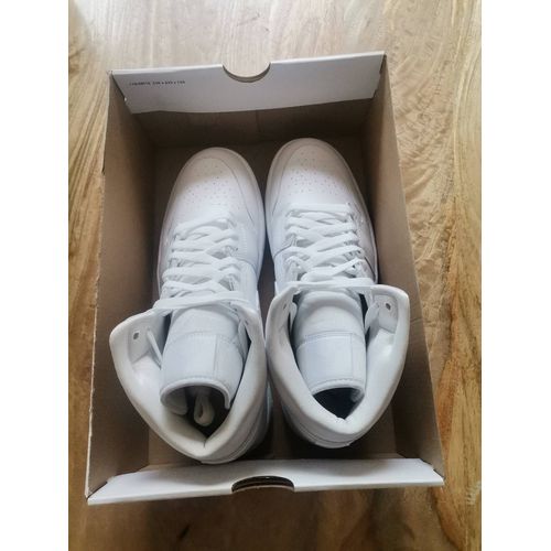 Air Jordan 1 Mid