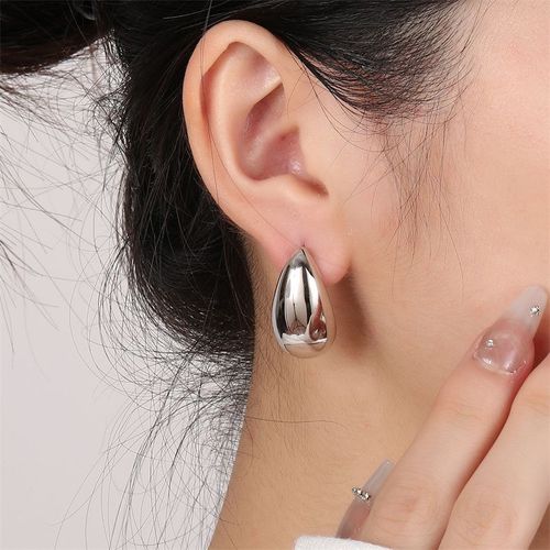 Boucles D'oreilles À Tige Papillon Évidées Pour Femmes, Métal Liquide, Accessoires De Charme De Personnalité, Bijoux De Mode, Irrégulière, Style Y2k