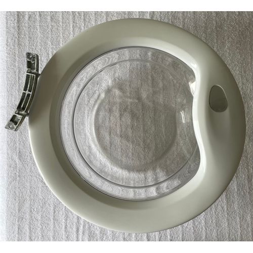 Hublot complet pour Lave-Linge de marque: CANDY - Modèle: CWD146 également adaptable sur d'autres modèles de la même série...