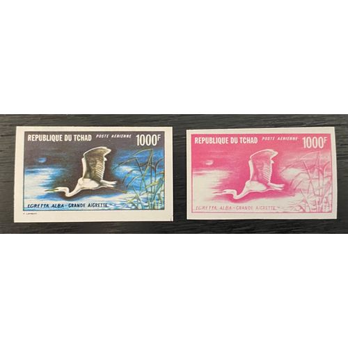 Lot De 2 Timbres Neufs** Tchad 1971
