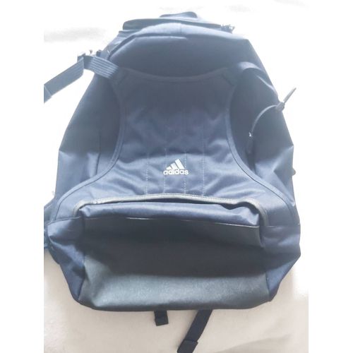 Sac à dos ADIDAS complètement neuf
