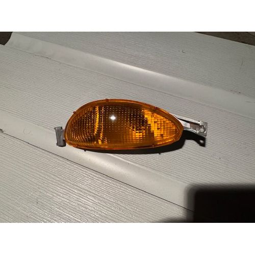 Bmw Clignotant Avant Droit D'origine - R850rt (96-2006) / R1100rt (95-2001) / R1150rt / R1200cl Référence Bmw : 63132306434