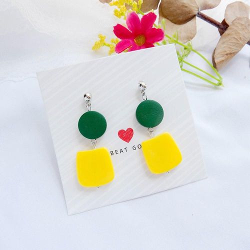 Boucles D'oreilles En Bois Acrylique, Version Coréenne À La Mode, Macarons De Personnalité Douce, Couleur Contrastée Jaune Vert, Boucles D'oreilles Pour Dames