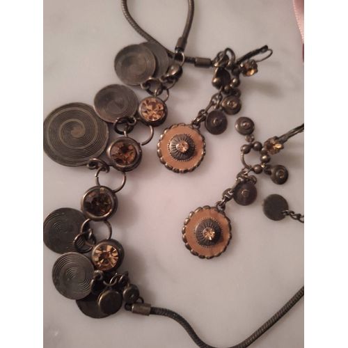 Bijoux Axelle Création Collier Et Boucles D'oreilles