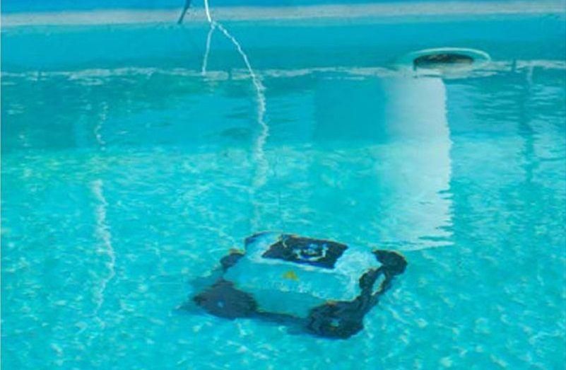 UBBINK Nettoyeur de piscine sur batterie Robotclean Accu pour piscines jusq... - 3