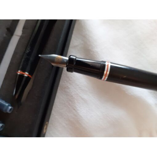 Parure De Stylos Harley Davidson - Stylo Plume Et Stylo Bille - Couleur Bordeaux - Occasion